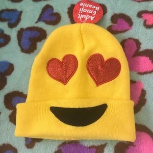 Heart eyes Emoji beanie